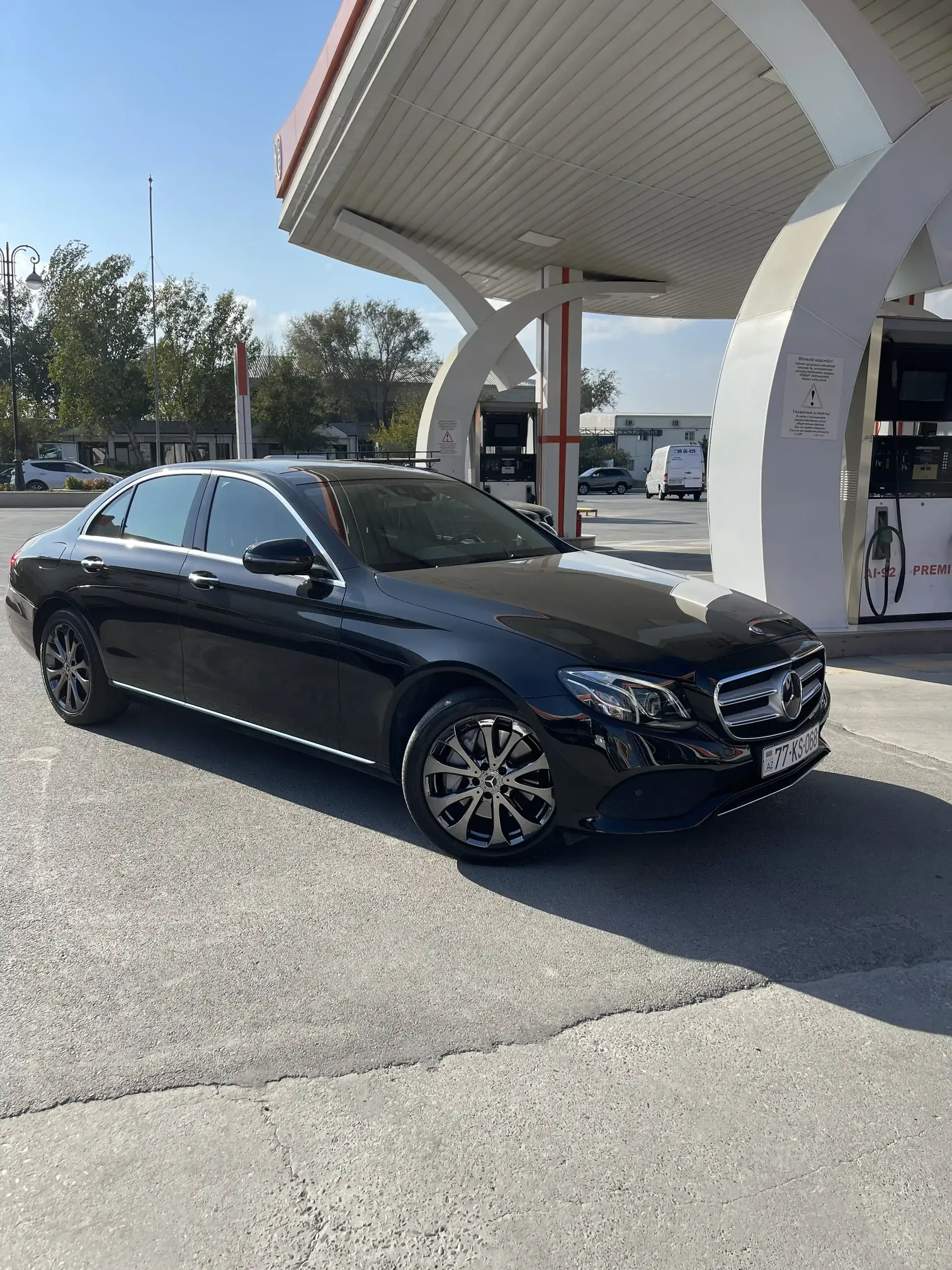 Mercedes E 300, 2.0 L, 2017 год, 178 000 km, Баку - Цена: 51 999 ₼ - Tunel.az