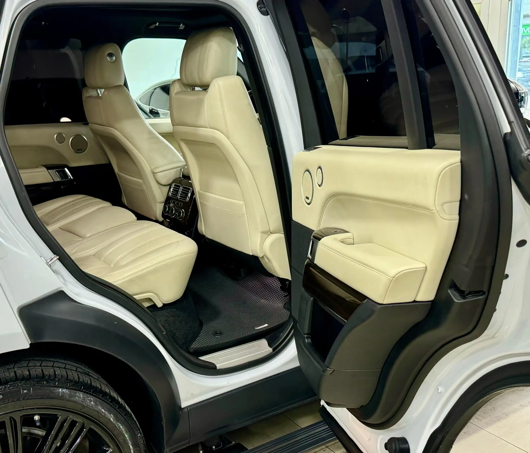 Land Rover Range Rover, 3.0 L, 2017 año, 147 000 km, Baku - Precio: 58 000 $ - Tunel.az