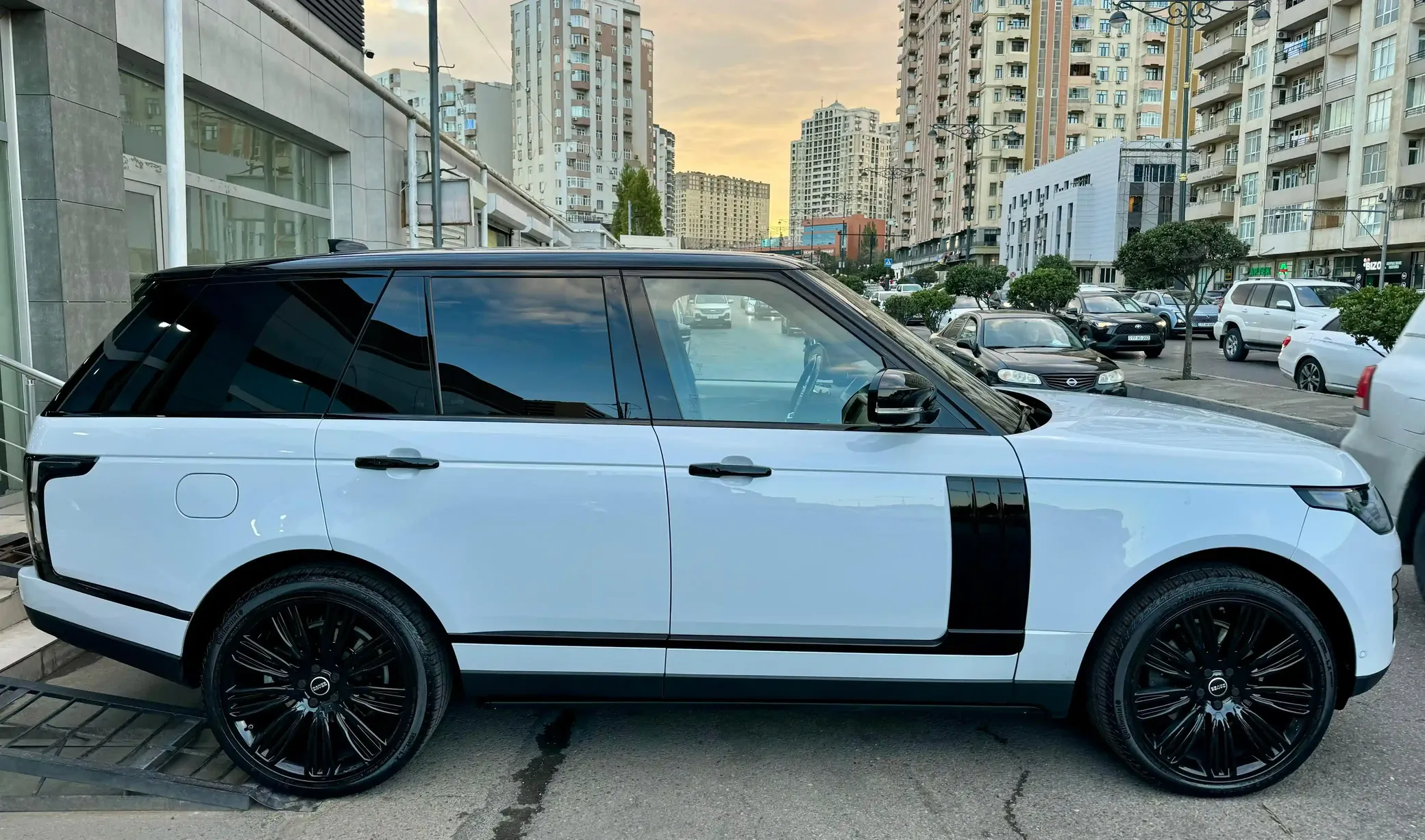 Land Rover Range Rover, 3.0 L, 2017 año, 147 000 km, Baku - Precio: 58 000 $ - Tunel.az