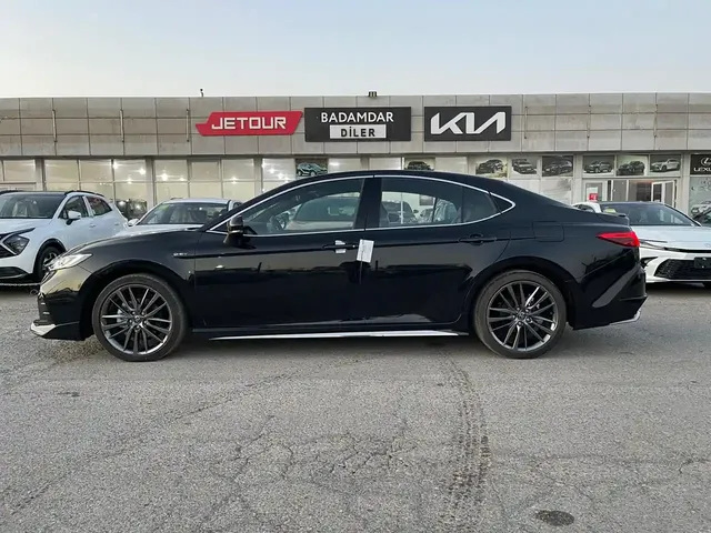Toyota Camry, 2.0 L, 2024 год, 0 km, Баку - Цена: 35 000 $ - Tunel.az