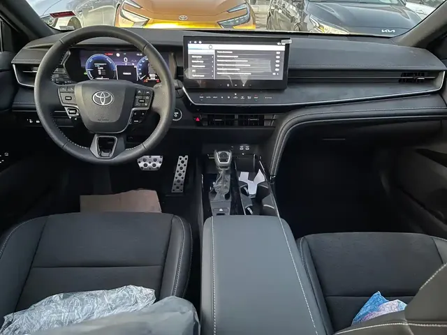 Toyota Camry, 2.0 L, 2024 год, 0 km, Баку - Цена: 35 000 $ - Tunel.az