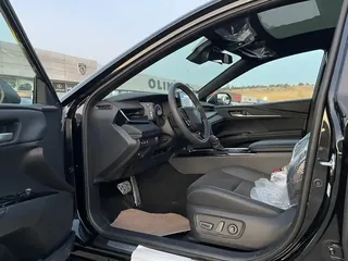 Toyota Camry, 2.0 L, 2024 год, 0 km, Баку - Цена: 35 000 $ - Tunel.az