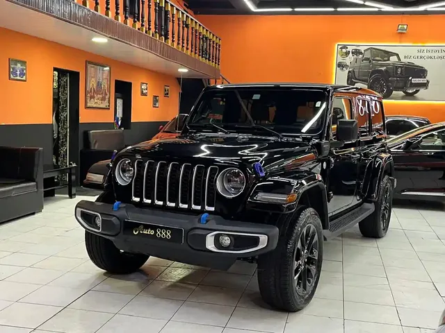 Jeep Wrangler, 2.0 L, 2023 year, 10 783 km, Sumgayit - Price: 45 800 $ - Tunel.az