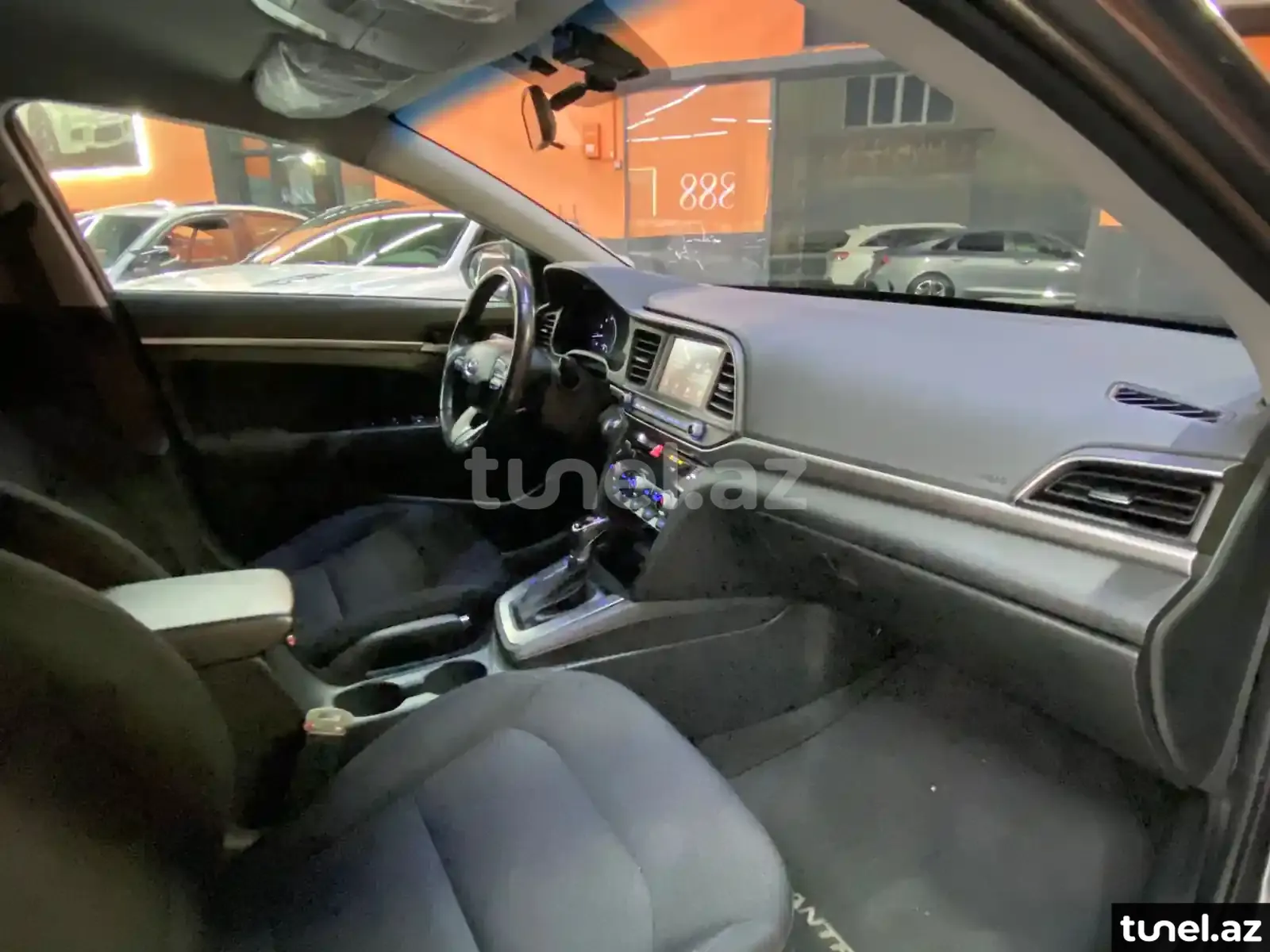 Hyundai Elantra 2019