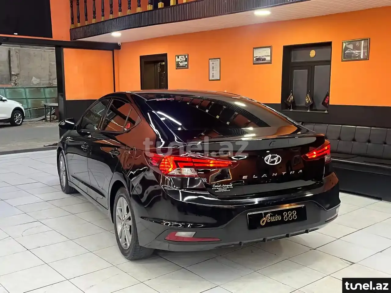 Hyundai Elantra 2018