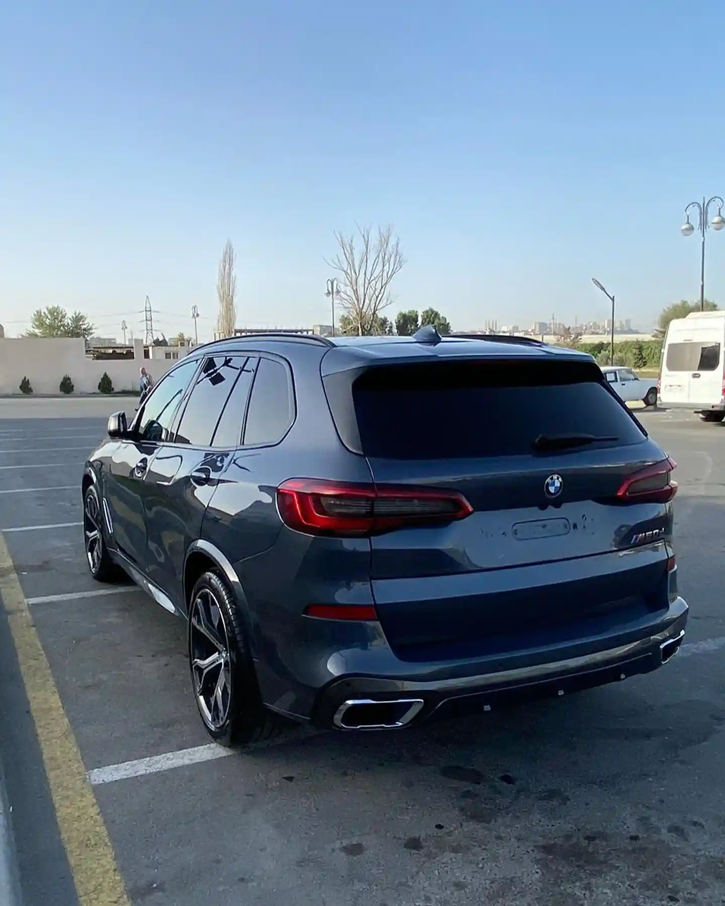 🔻 BMW X5
🔸 2020
🔸 3 dizel
🔸 servis
🔹 Avtolizing
🔹 Avtogirov
🔹 Avtokredit
🔹 30% ilkin ödənişlə avtomobil sahibi olun🚘
🔹 Avtomobilinizi kredit edib nağd pul əldə edə bilərsiniz💸
🔹 İlkin vəsaitə daxildir:
✔️Lizing müddəti ərzində kasko, sığorta, bütün qayı xərcləri (nömrə, rəsmiləşmə…)
✔️Komissiya
✔️Avtomobilin qiymətləndirilməsi
🔹 Rəsmi iş yeri / arayış / zamin lazım deyil.
🔹 Bank borclarına baxılmır
🔹 GPS qoşulmur
✅ İlkin ödəniş: 10000$
✅ 36 ay - 3680 azn
☎️ 070-218-40-01