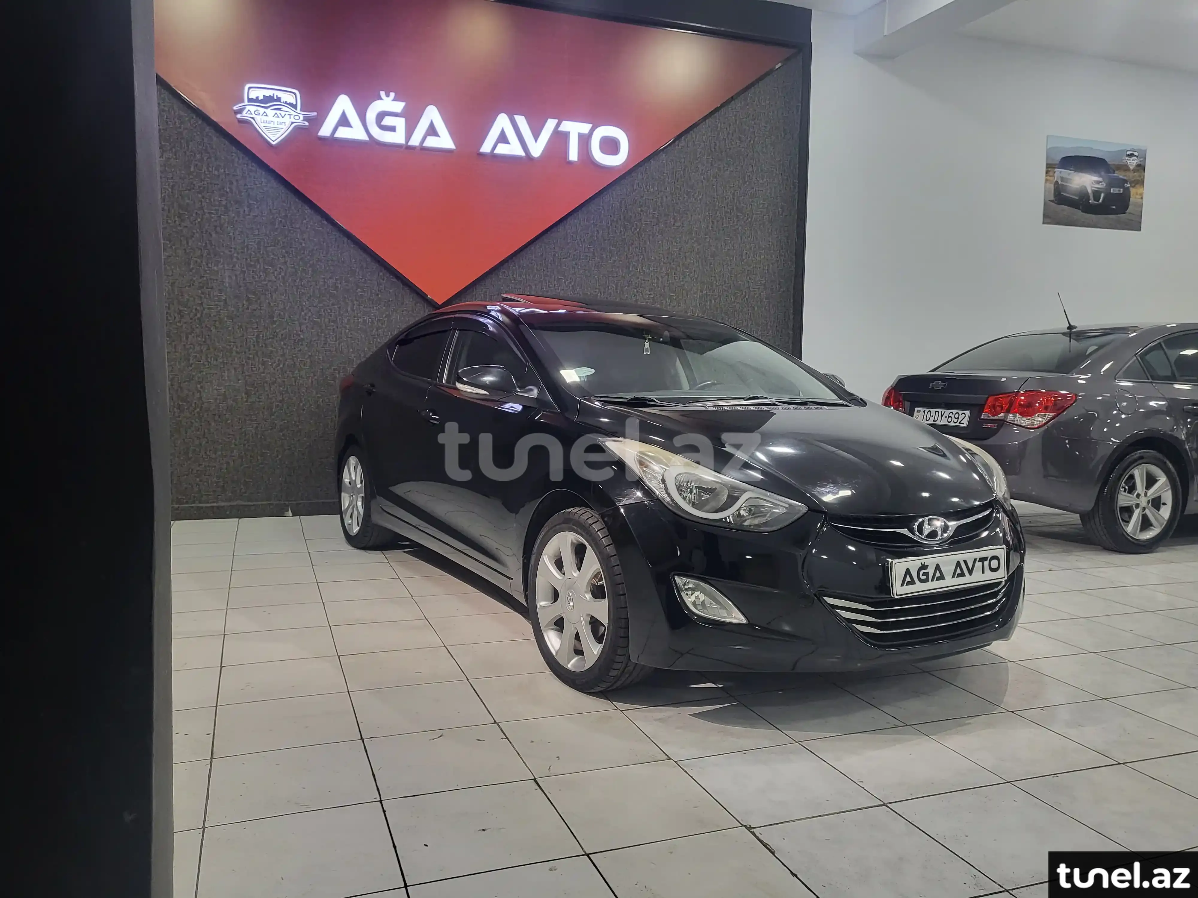 Hyundai Elantra 2012
