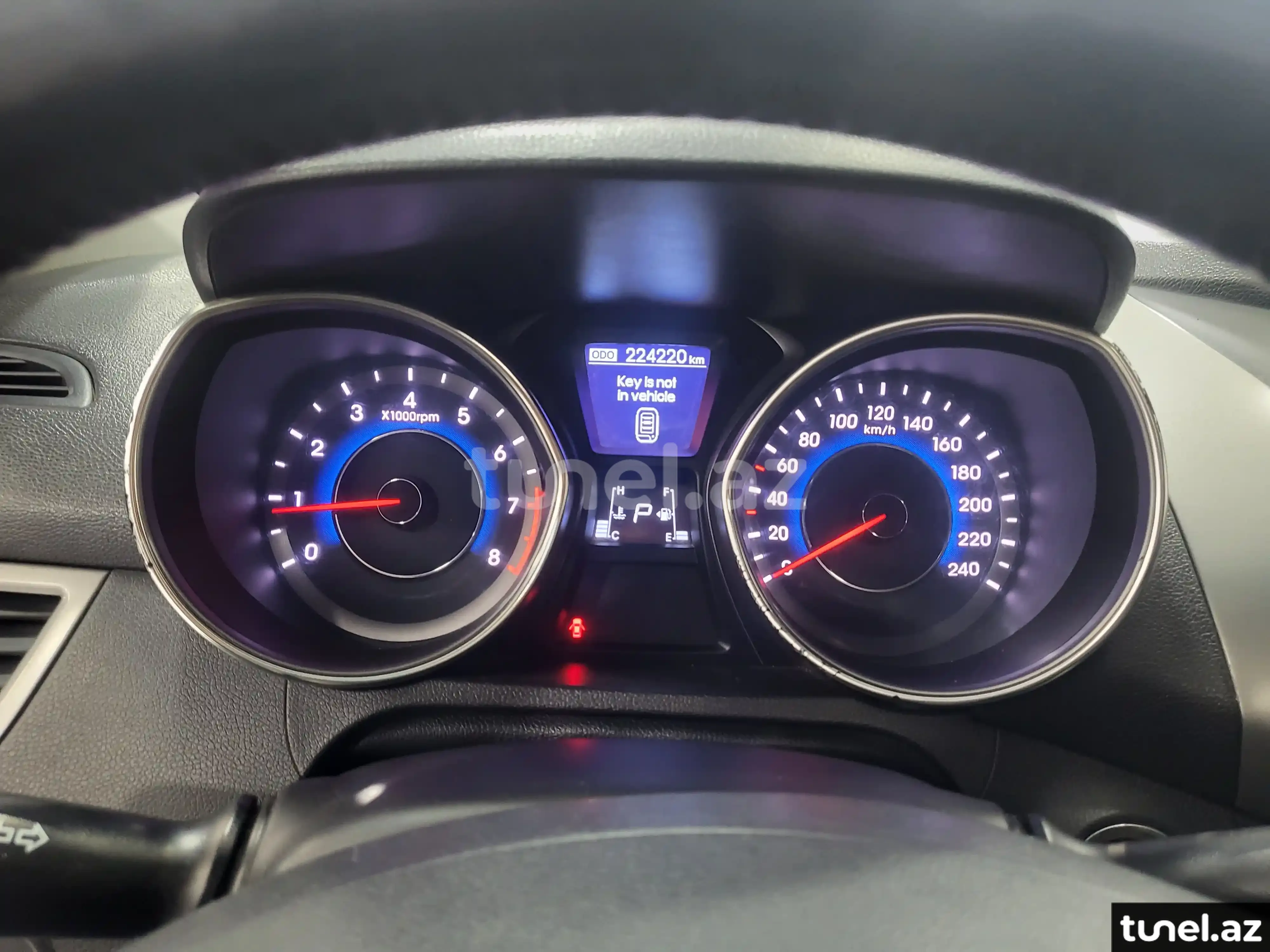 Hyundai Elantra 2012