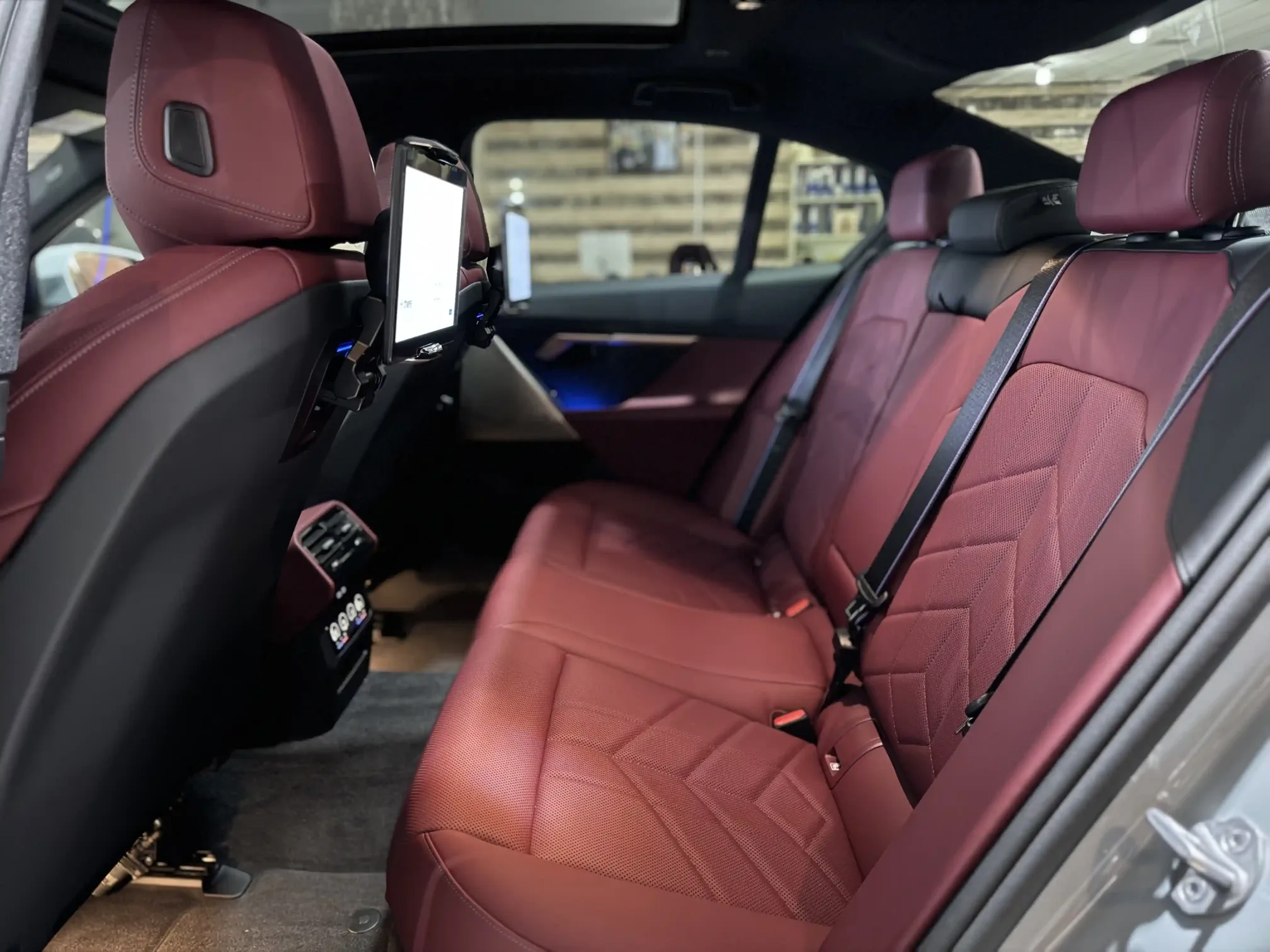 BMW 530e, 2.0 L, 2023 year, 9 500 km, Baku - Price: 91 900 $ - Tunel.az