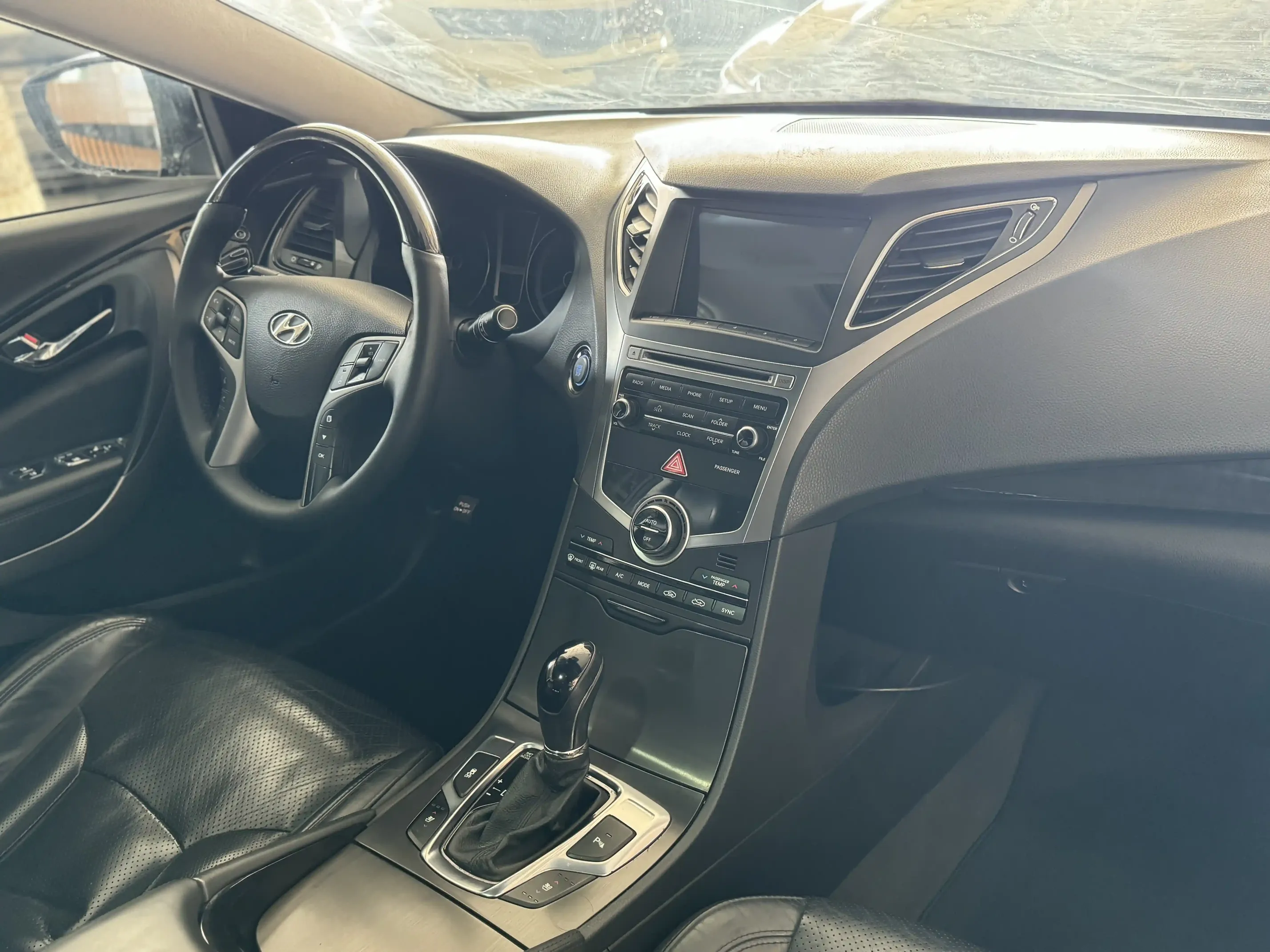 Hyundai Grandeur, 2.2 L, 2015 year, 118 000 km, Baku - Price: 31 900 ₼ - Tunel.az