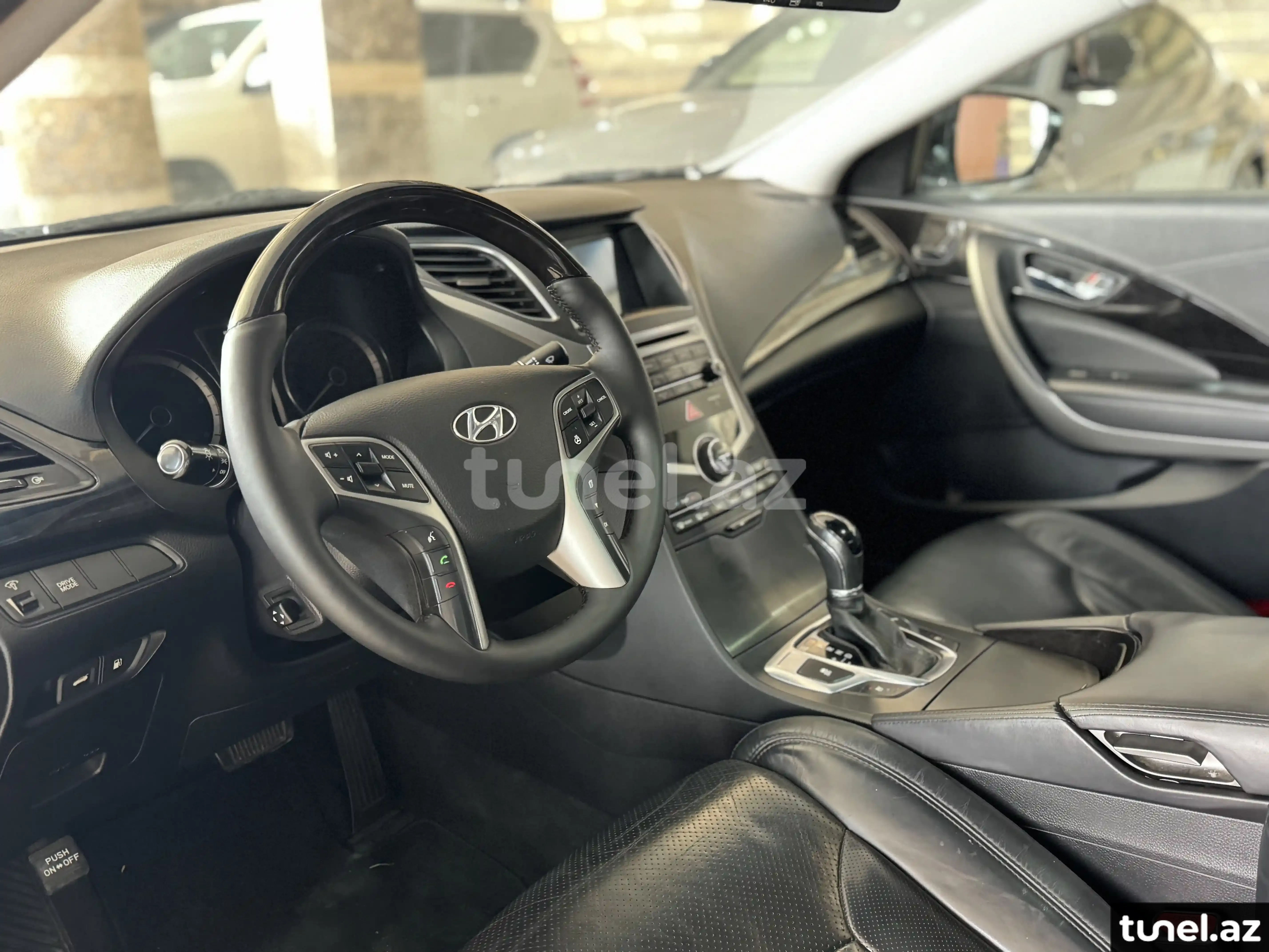 Hyundai Grandeur 2015