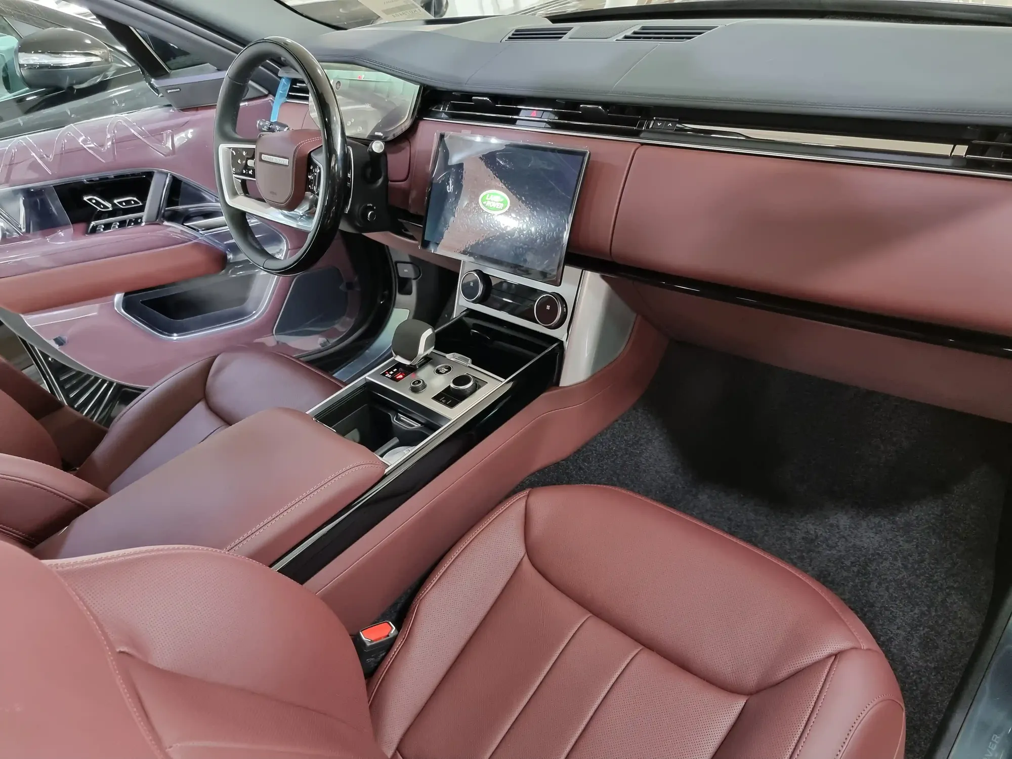 Land Rover Range Rover, 4.4 L, 2023 year, 0 km, Baku - Price: 277 900 $ - Tunel.az