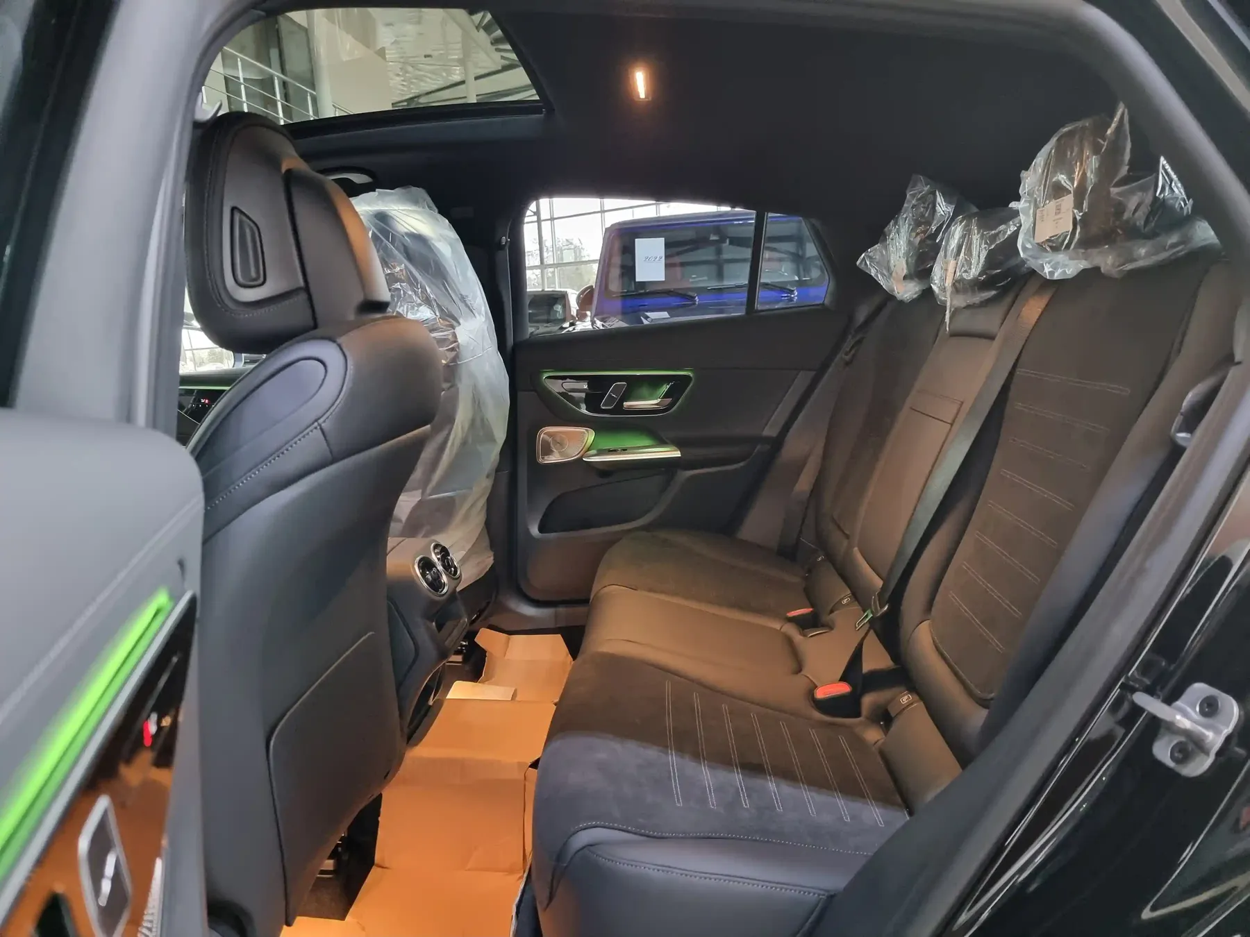 Mercedes GLC 200 4MATIC+ Coupe, 2.0 L, 2024 год, 0 km, Баку - Цена: 83 900 $ - Tunel.az
