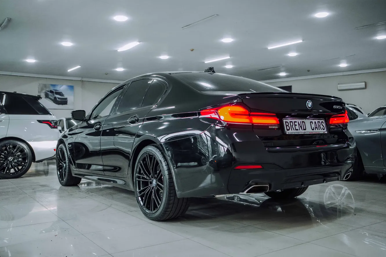 BMW 530e, 2.0 L, 2022 год, 32 000 km, Баку - Цена: 44 900 $ - Tunel.az