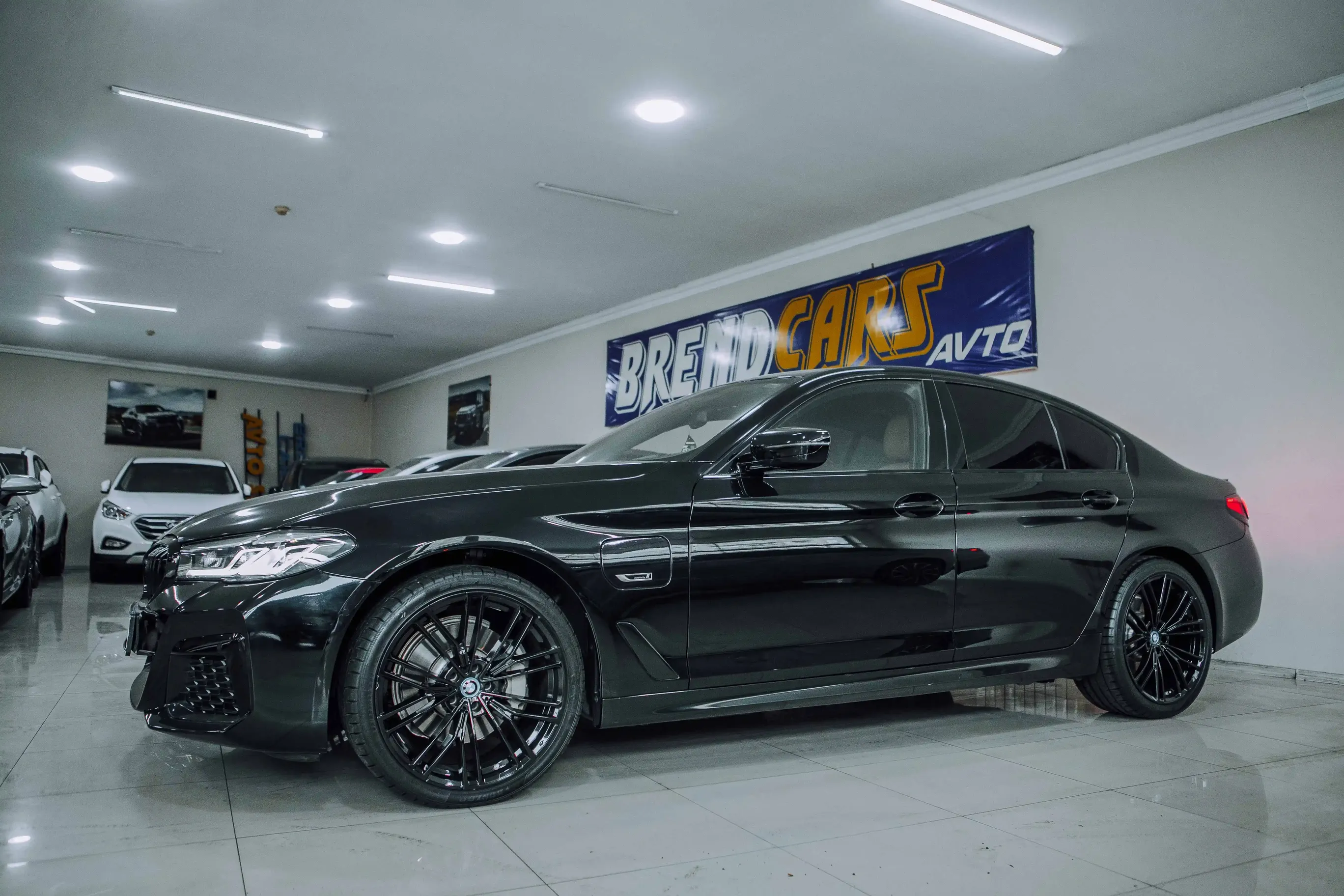 BMW 530e, 2.0 L, 2022 год, 32 000 km, Баку - Цена: 44 900 $ - Tunel.az