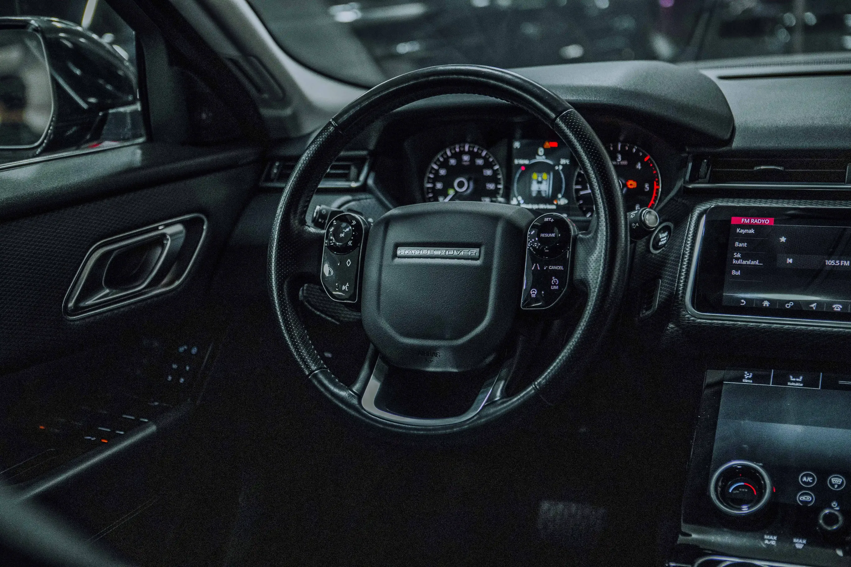 Land Rover RR Velar, 2.0 L, 2018 year, 29 000 km, Baku - Price: 39 900 $ - Tunel.az