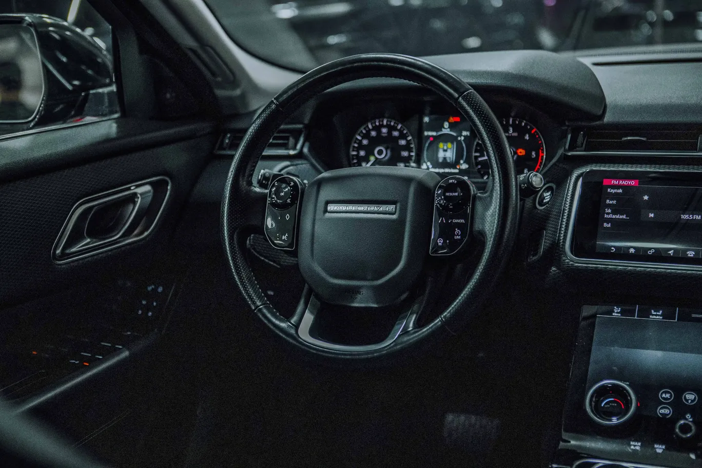 Land Rover RR Velar, 2.0 L, 2018 year, 29 000 km, Baku - Price: 39 900 $ - Tunel.az