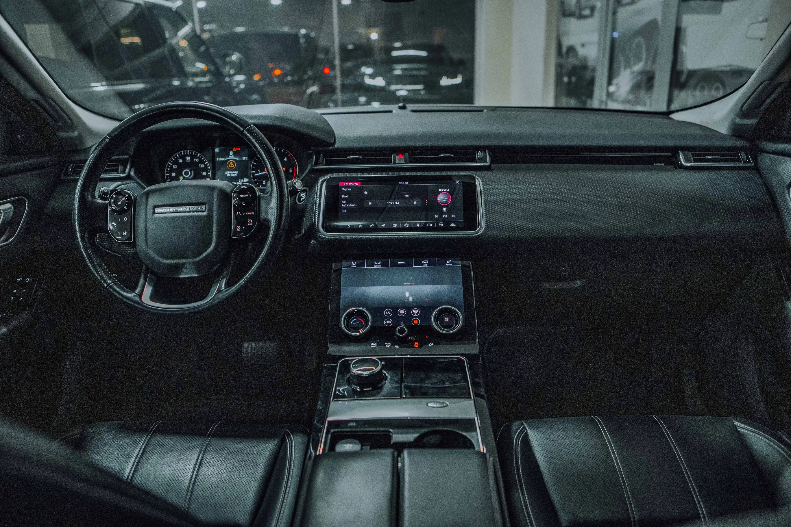 Land Rover RR Velar, 2.0 L, 2018 year, 29 000 km, Baku - Price: 39 900 $ - Tunel.az