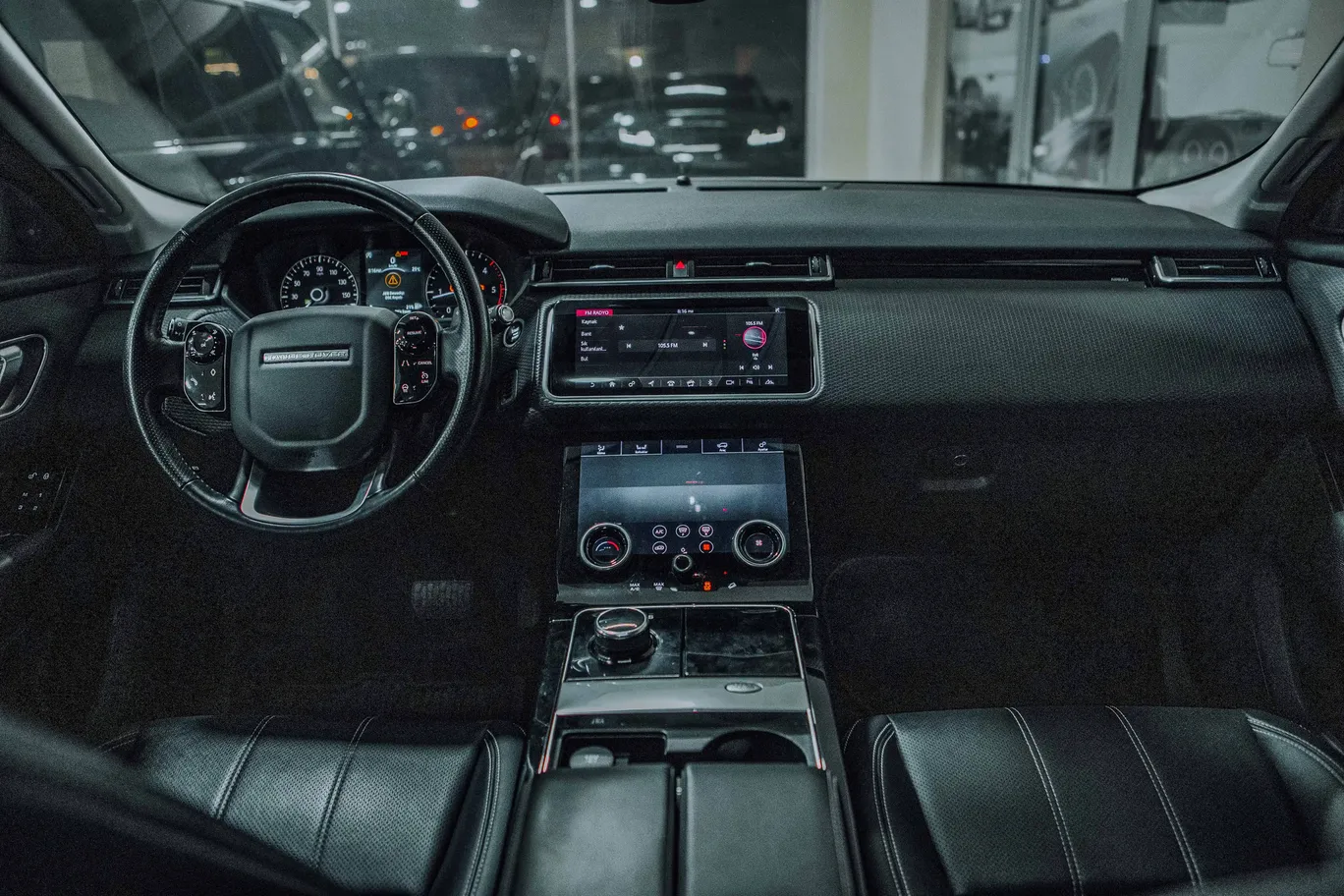 Land Rover RR Velar, 2.0 L, 2018 year, 29 000 km, Baku - Price: 39 900 $ - Tunel.az