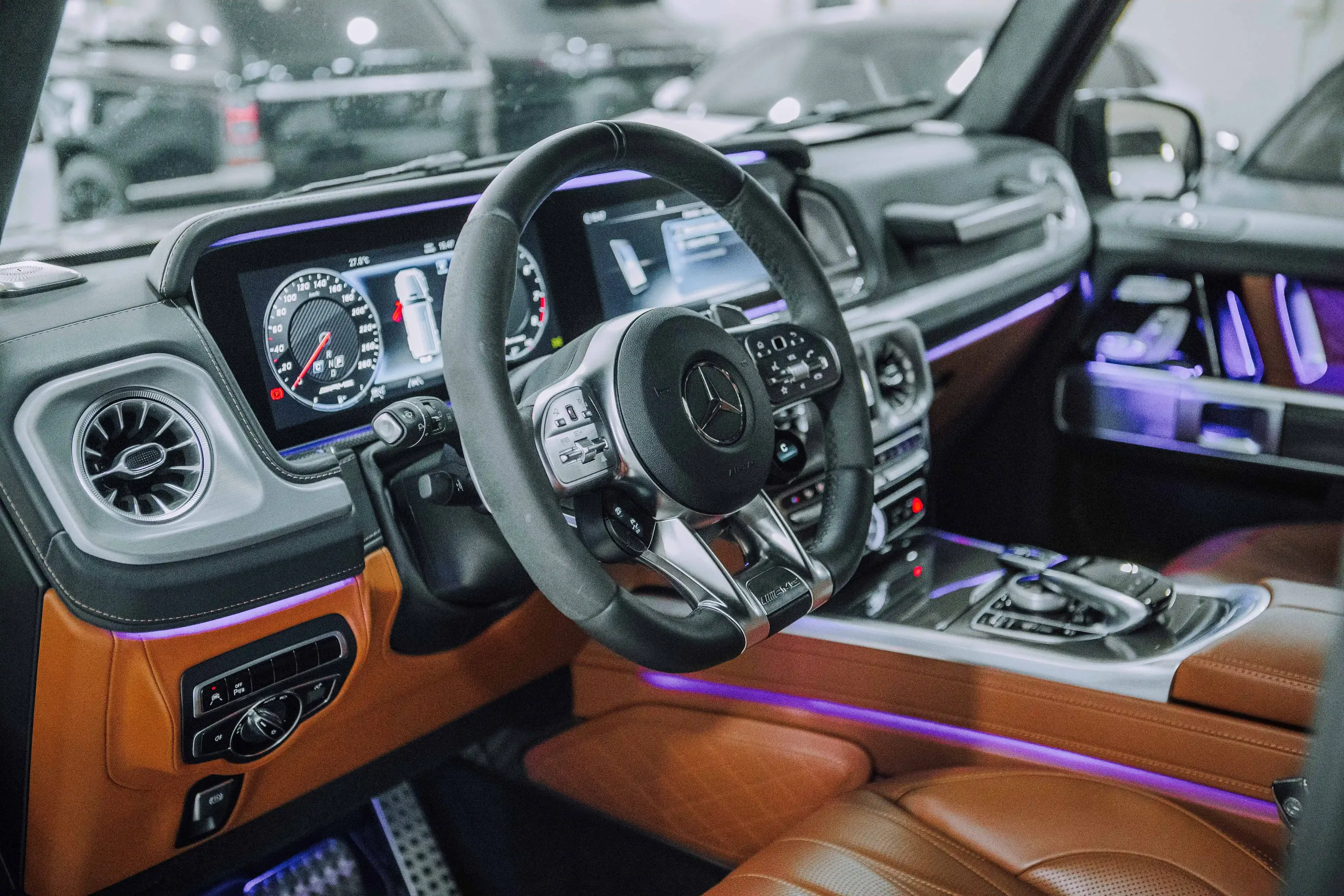 Mercedes G 63 AMG, 4.0 L, 2023 год, 15 000 km, Баку - Цена: 260 000 $ - Tunel.az