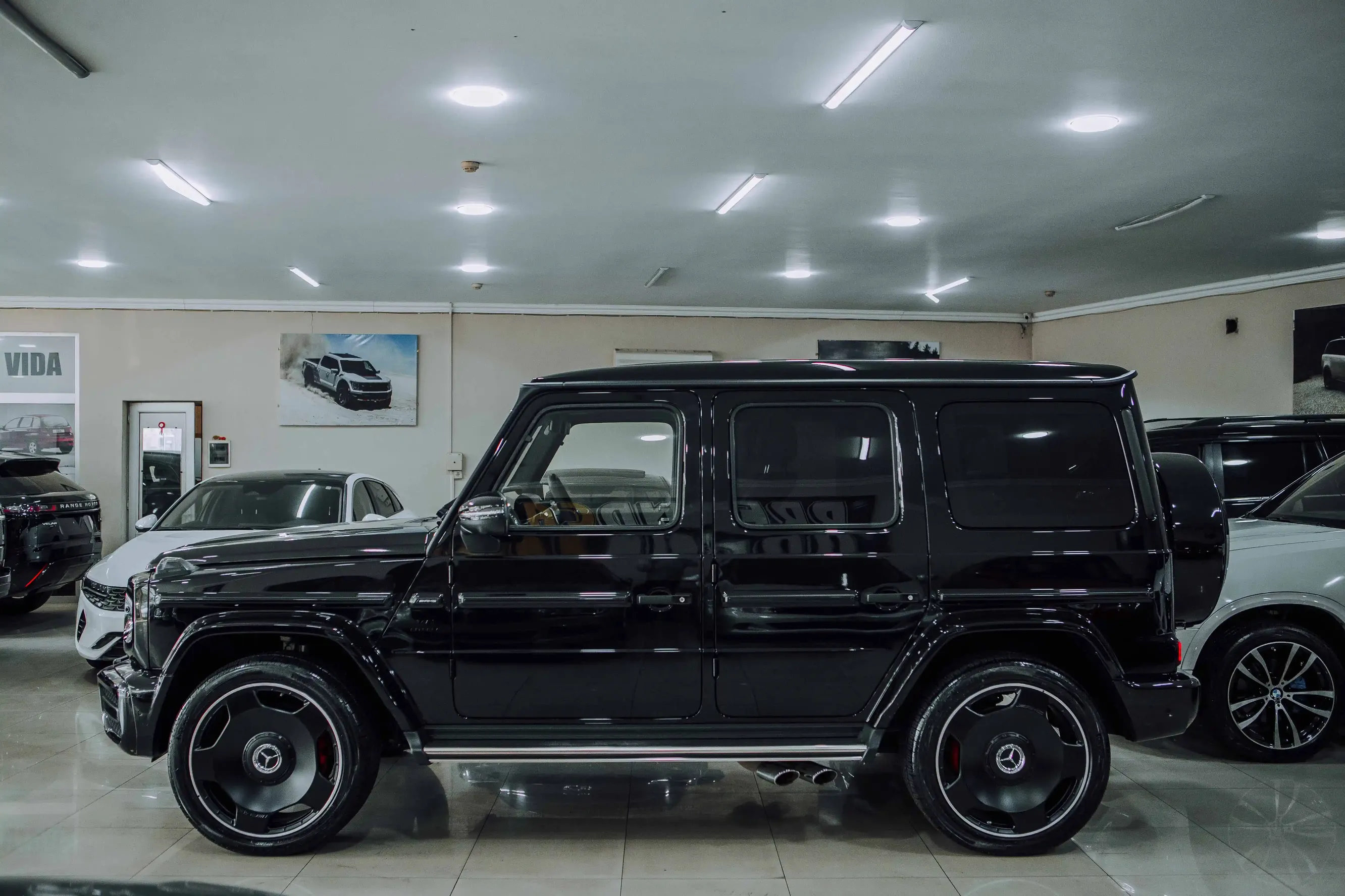 Mercedes G 63 AMG, 4.0 L, 2023 год, 15 000 km, Баку - Цена: 260 000 $ - Tunel.az