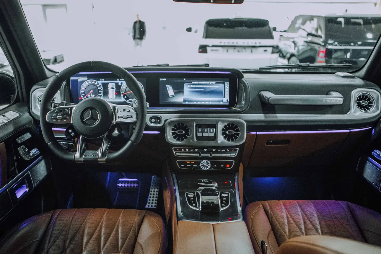 Mercedes G 63 AMG, 4.0 L, 2023 год, 15 000 km, Баку - Цена: 260 000 $ - Tunel.az