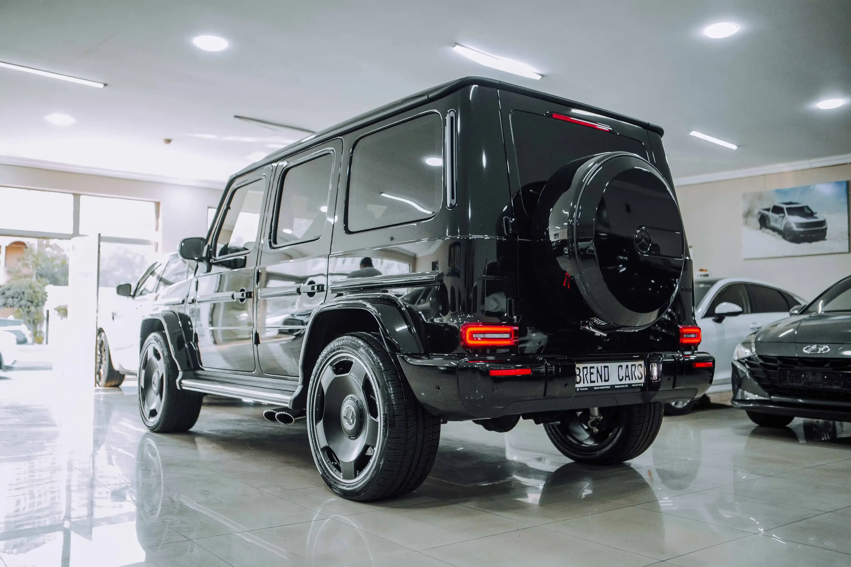 Mercedes G 63 AMG, 4.0 L, 2023 год, 15 000 km, Баку - Цена: 260 000 $ - Tunel.az