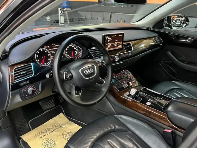 Audi A8, 3.0 L, 2011 год, 162 071 km, Сумгаит - Цена: 16 500 $ - Tunel.az