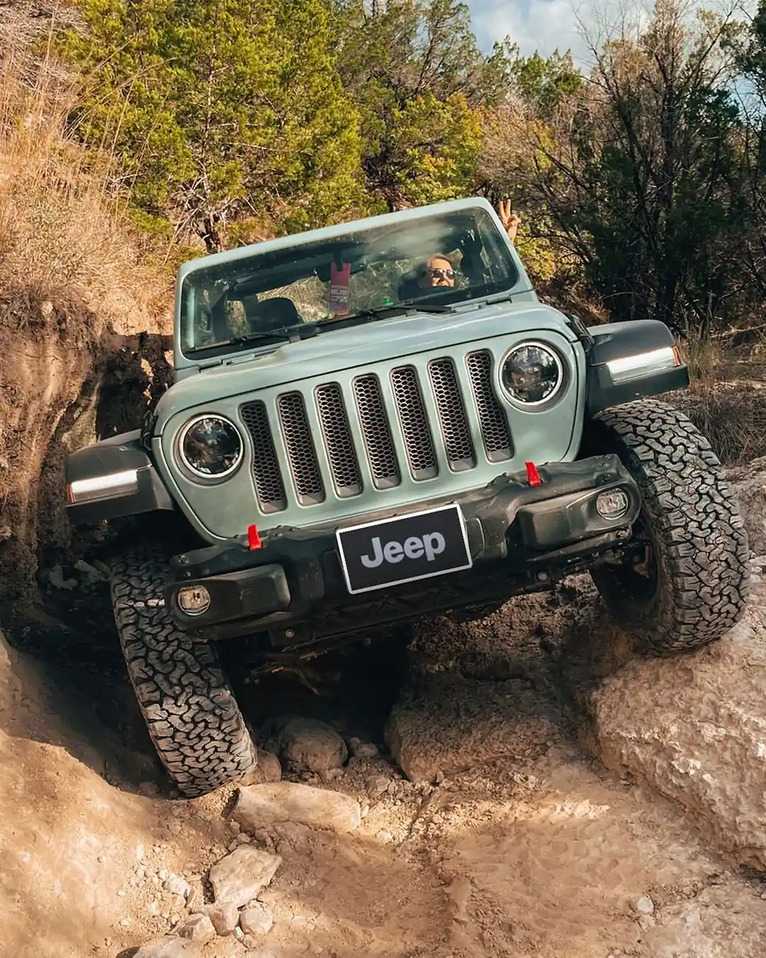Jeep Wrangler
Sərhədsiz azadlıqda və sərt yollarda sizinlə!
Rəsmi nümayəndə “Avtolüks Azərbaycan” şirkəti.
Fiziki və hüquqi şəxslər üçün 20% ilkin ödəniş, 10% illik bank faizi olmaqla 5-ilə qədər kredit şərti ilə.
🌐 Ətraflı məlumat: BİODA
☎ Çağrı mərkəzi: (012) 983
📞 Satış şöbəsi: (012) 404 83 95
📱 Satış şöbəsi: (055) 444 47 00
📱 Servis mərkəzi: (055) 214 19 49
📍 Zaur Nudirəliyev 8
📍 Üzeyir Hacıbəyov 57
#Jeep #Wrangler #Rubicon #ItsAJeepThing #JeepFamily #JeepLife #JeepLove #Authentic #Adventure #OlllllllO #offroad #JeepAzerbaijan #AutoLux