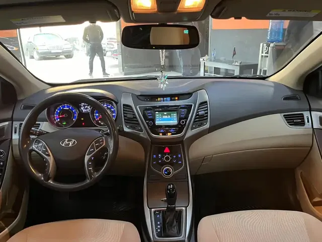 Hyundai Elantra, 1.8 L, 2014 i̇l, 187 000 mil, Sumqayıt - Qiymət: 19 800 ₼ - Tunel.az