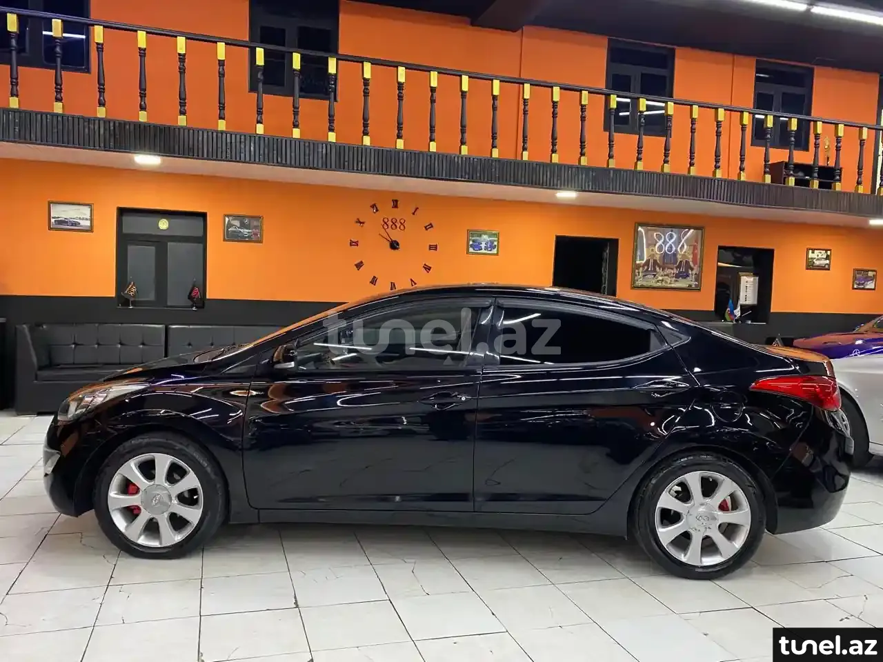 Hyundai Elantra 2013
