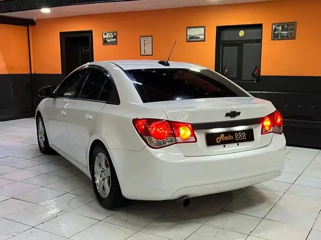 Chevrolet Cruze, 1.4 L, 2015 год, 192 136 km, Сумгаит - Цена: 13 500 ₼ - Tunel.az