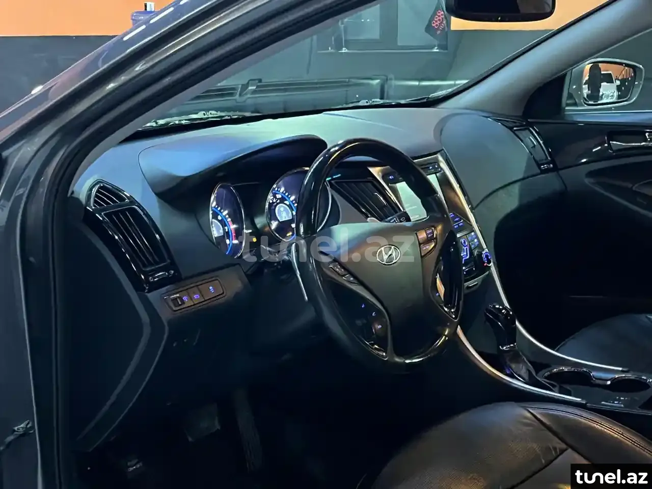 Hyundai Sonata 2011
