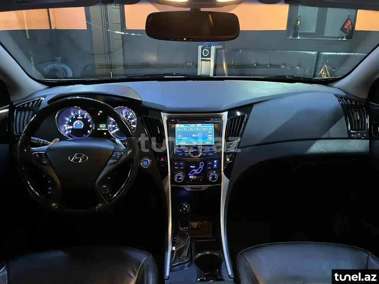 Hyundai Sonata 2011