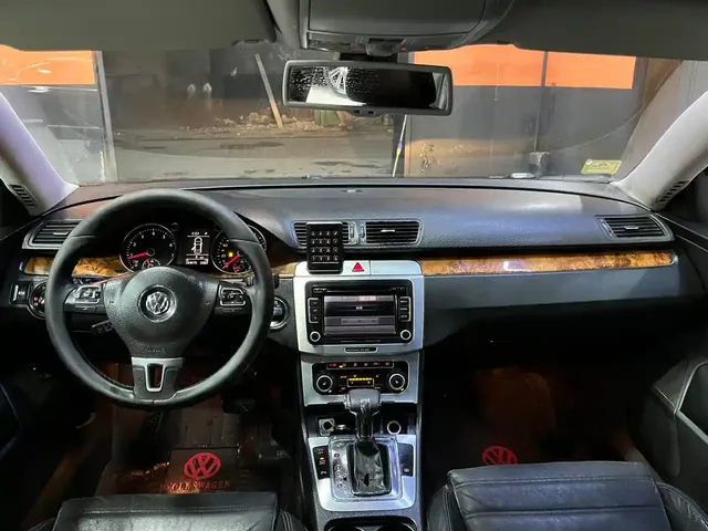 Volkswagen Passat, 1.8 L, 2010 წელი, 284 311 km, Sumgayit - ფასი: 11 800 ₼ - Tunel.az