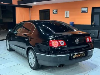 Volkswagen Passat, 1.8 L, 2010 i̇l, 284 311 km, Sumqayıt - Qiymət: 11 800 ₼ - Tunel.az