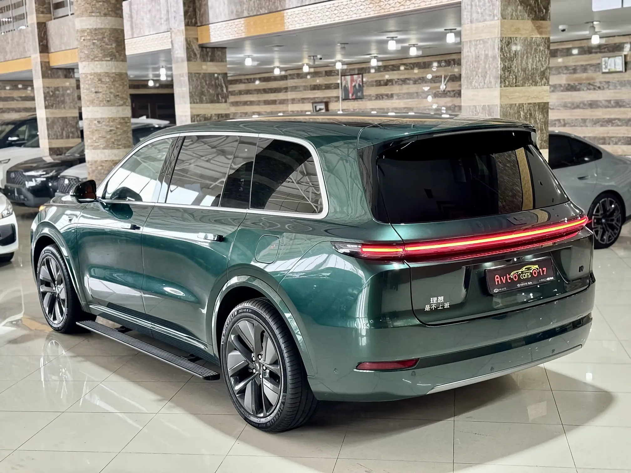Li Auto L9, 1.5 L, 2023 год, 6 500 km, Баку - Цена: 55 777 $ - Tunel.az