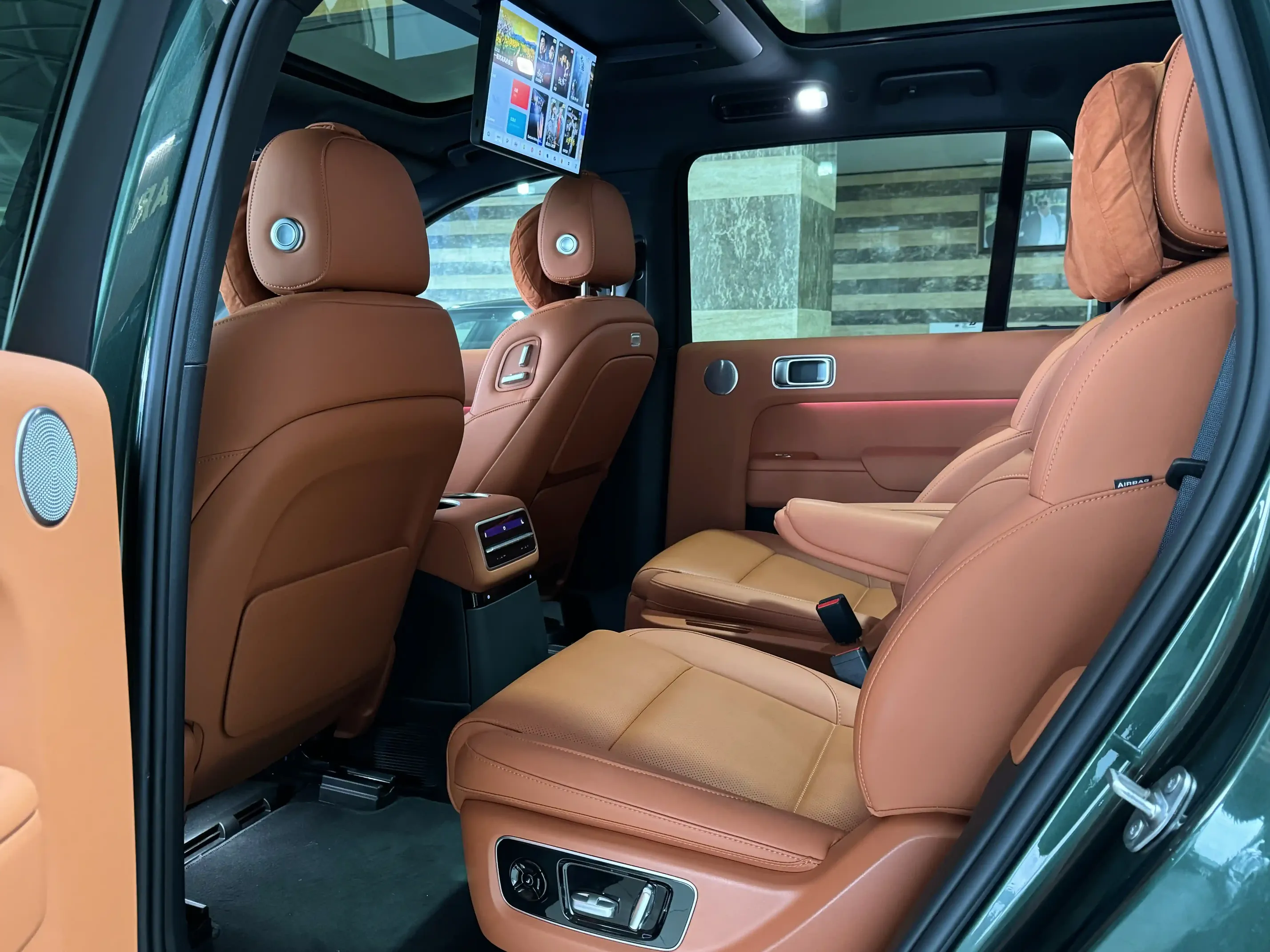 Li Auto L9, 1.5 L, 2023 год, 6 500 km, Баку - Цена: 55 777 $ - Tunel.az