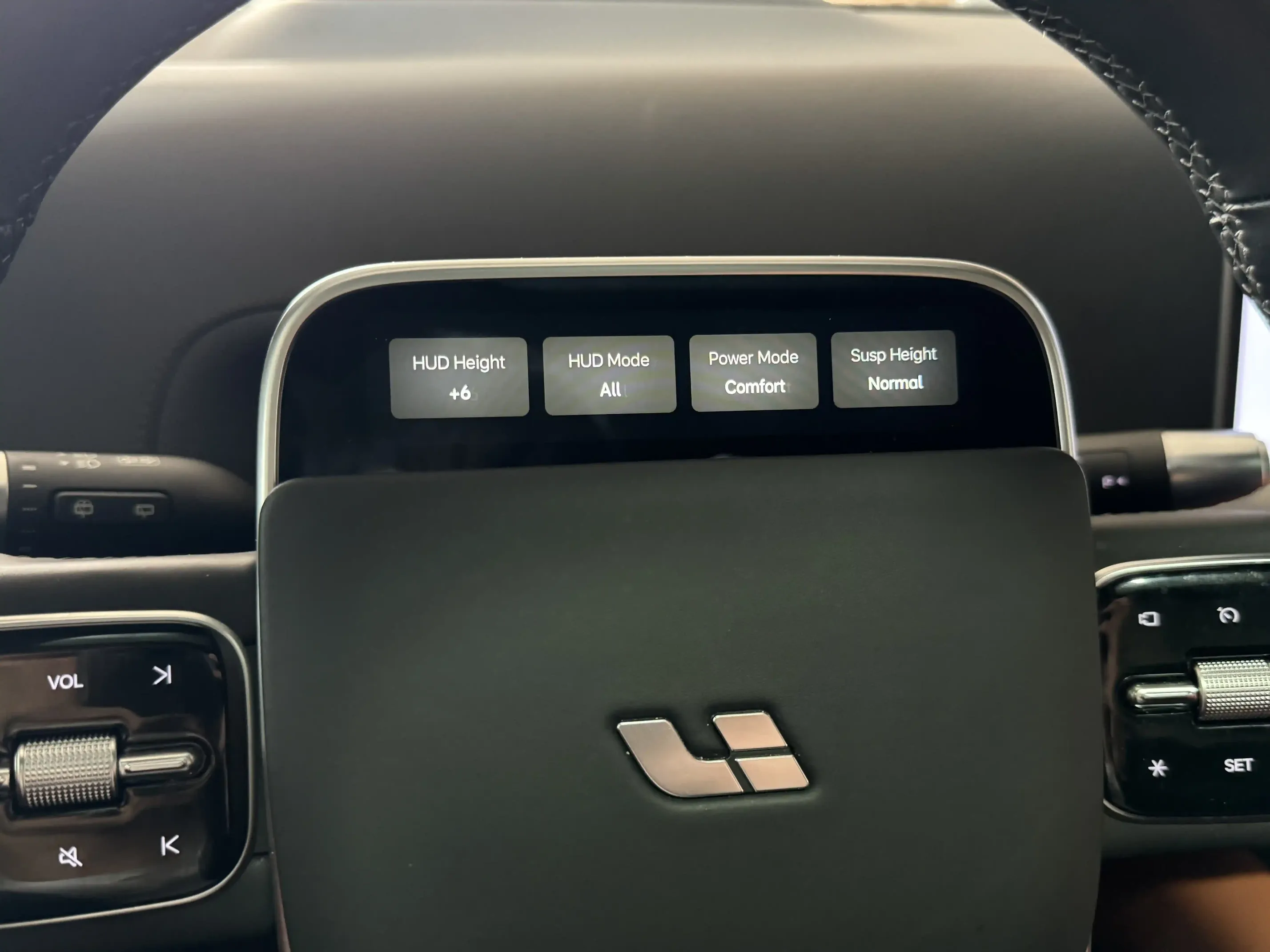 Li Auto L9, 1.5 L, 2023 год, 6 500 km, Баку - Цена: 55 777 $ - Tunel.az