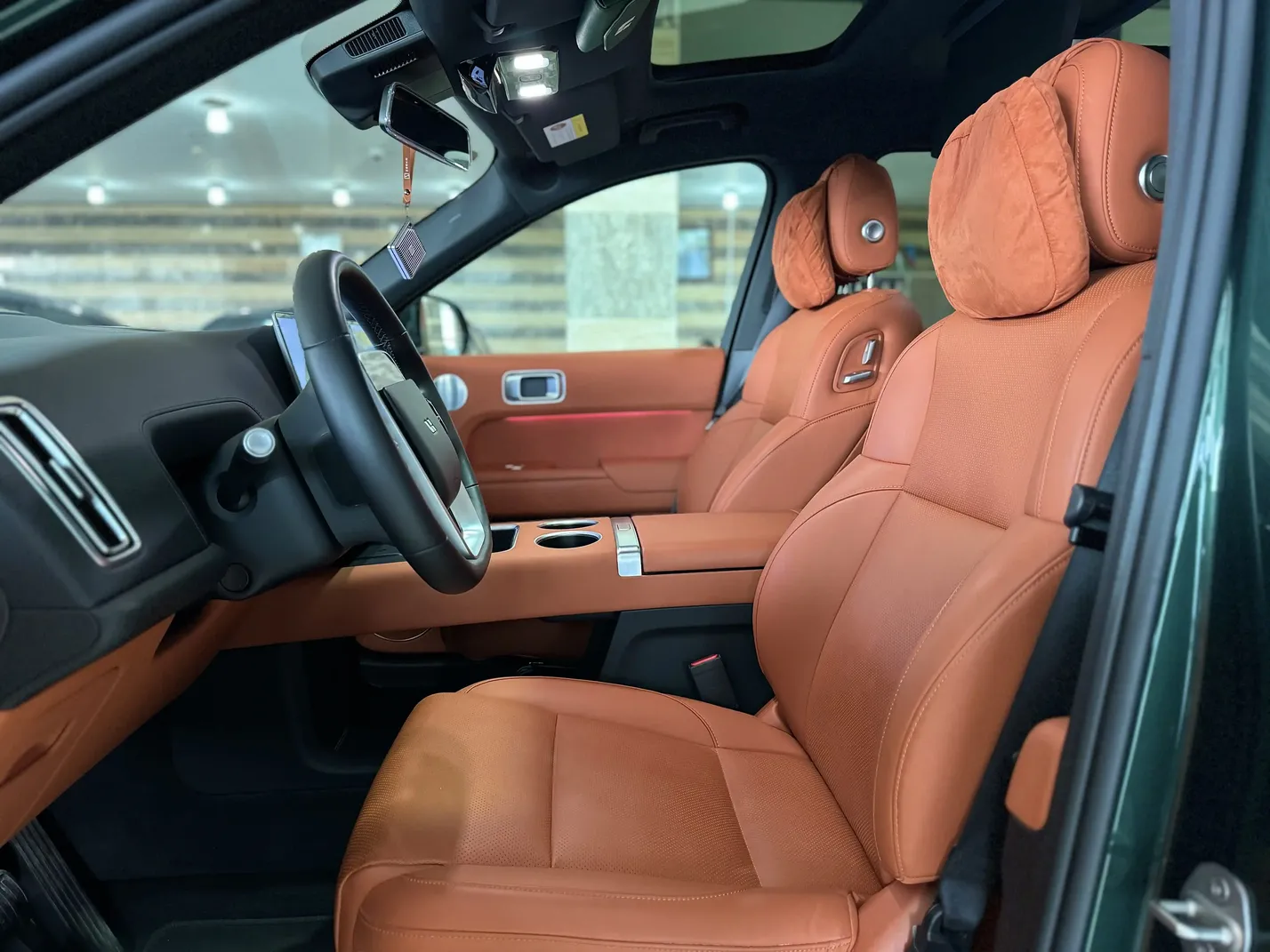 Li Auto L9, 1.5 L, 2023 год, 6 500 km, Баку - Цена: 55 777 $ - Tunel.az