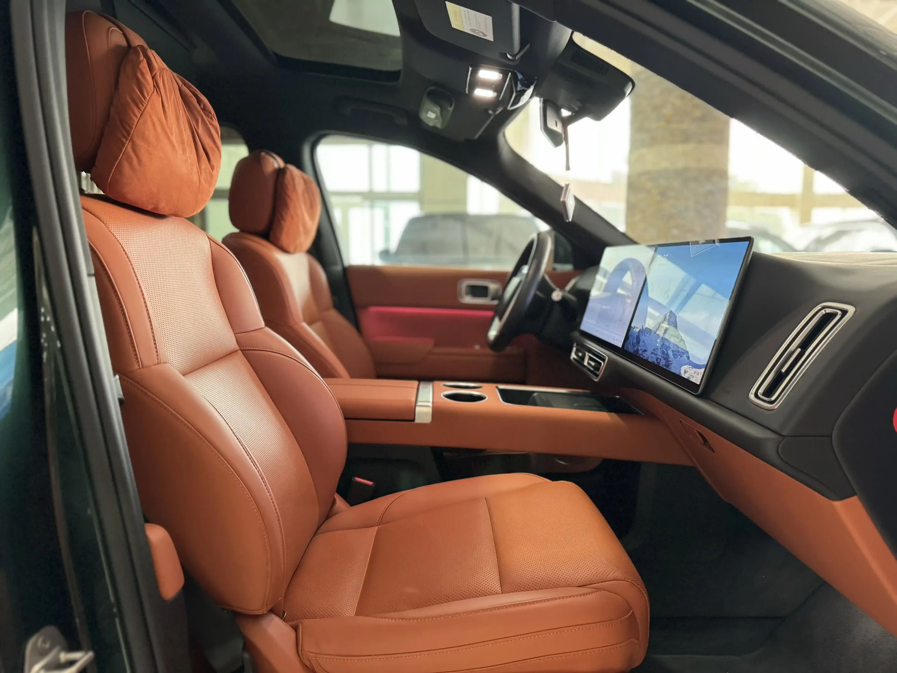 Li Auto L9, 1.5 L, 2023 год, 6 500 km, Баку - Цена: 55 777 $ - Tunel.az