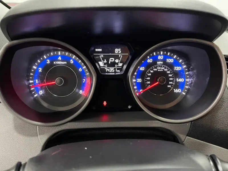 Hyundai Elantra, 1.8 L, 2015 año, 119 600 km, Sumgayit - Precio: 12 800 $ - Tunel.az