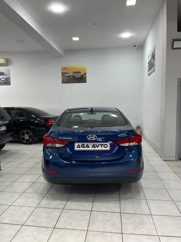 Hyundai Elantra, 1.8 L, 2015 año, 119 600 km, Sumgayit - Precio: 12 800 $ - Tunel.az