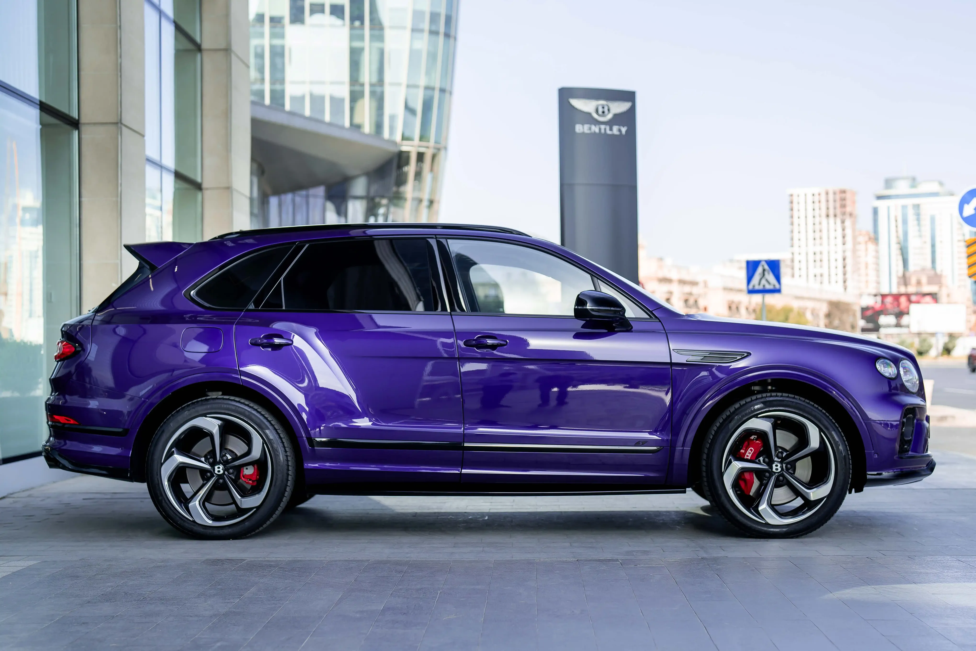 Bentley Bentayga, 4.0 L, 2023 year, 4 530 km, Baku - Price: 299 000 $ - Tunel.az