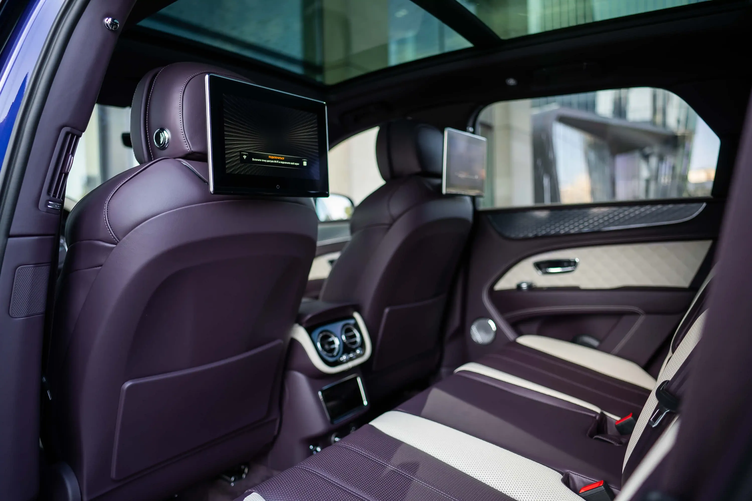 Bentley Bentayga, 4.0 L, 2023 year, 4 530 km, Baku - Price: 299 000 $ - Tunel.az