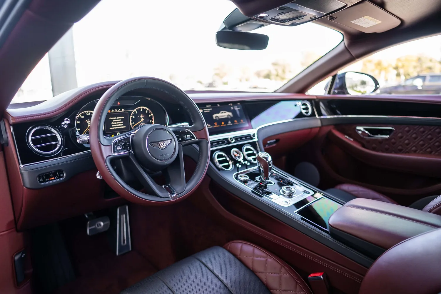 Bentley Continental, 4.0 L, 2019 год, 8 500 km, Баку - Цена: 210 000 $ - Tunel.az