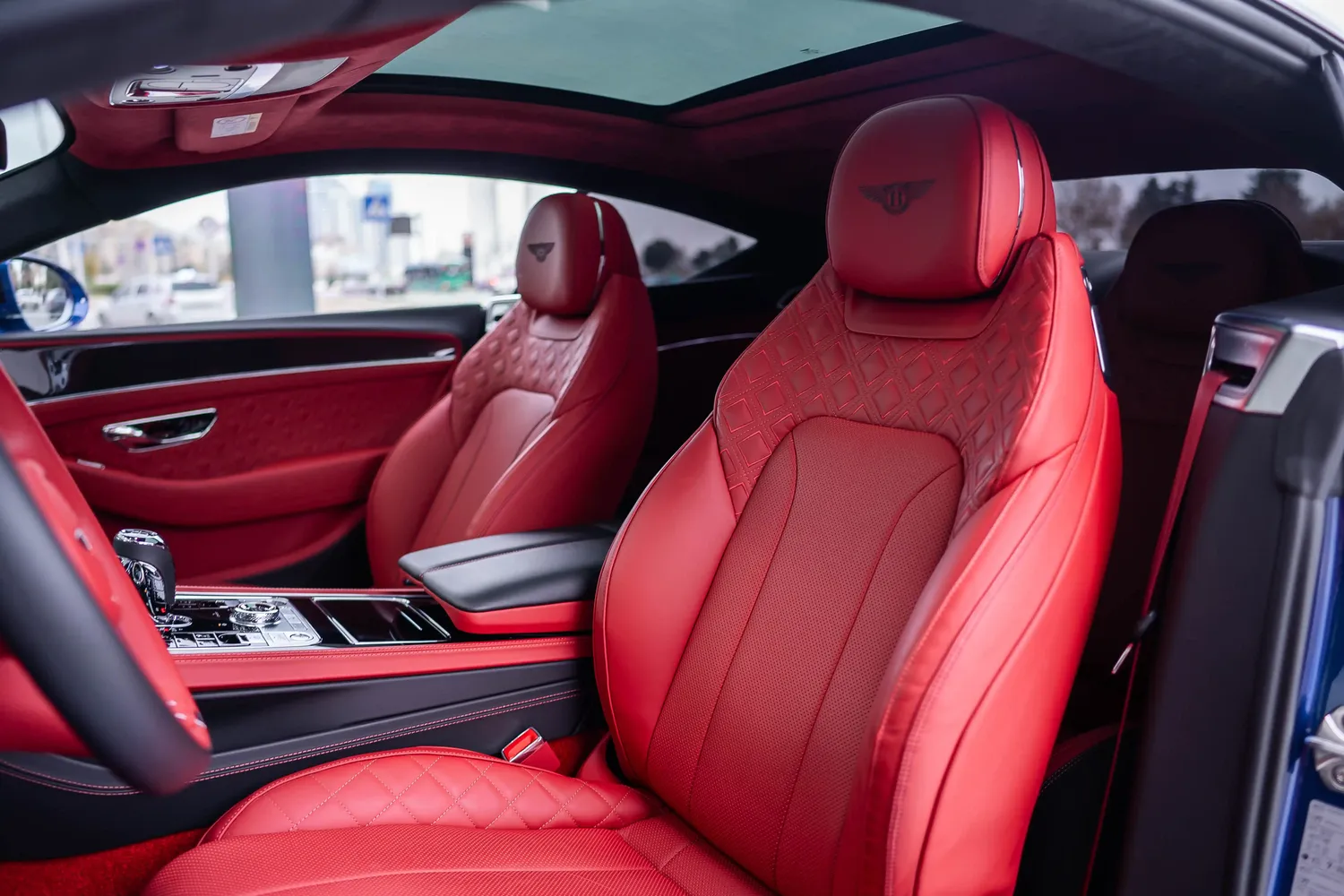 Bentley Continental, 4.0 L, 2022 год, 4 100 km, Баку - Цена: 259 000 $ - Tunel.az