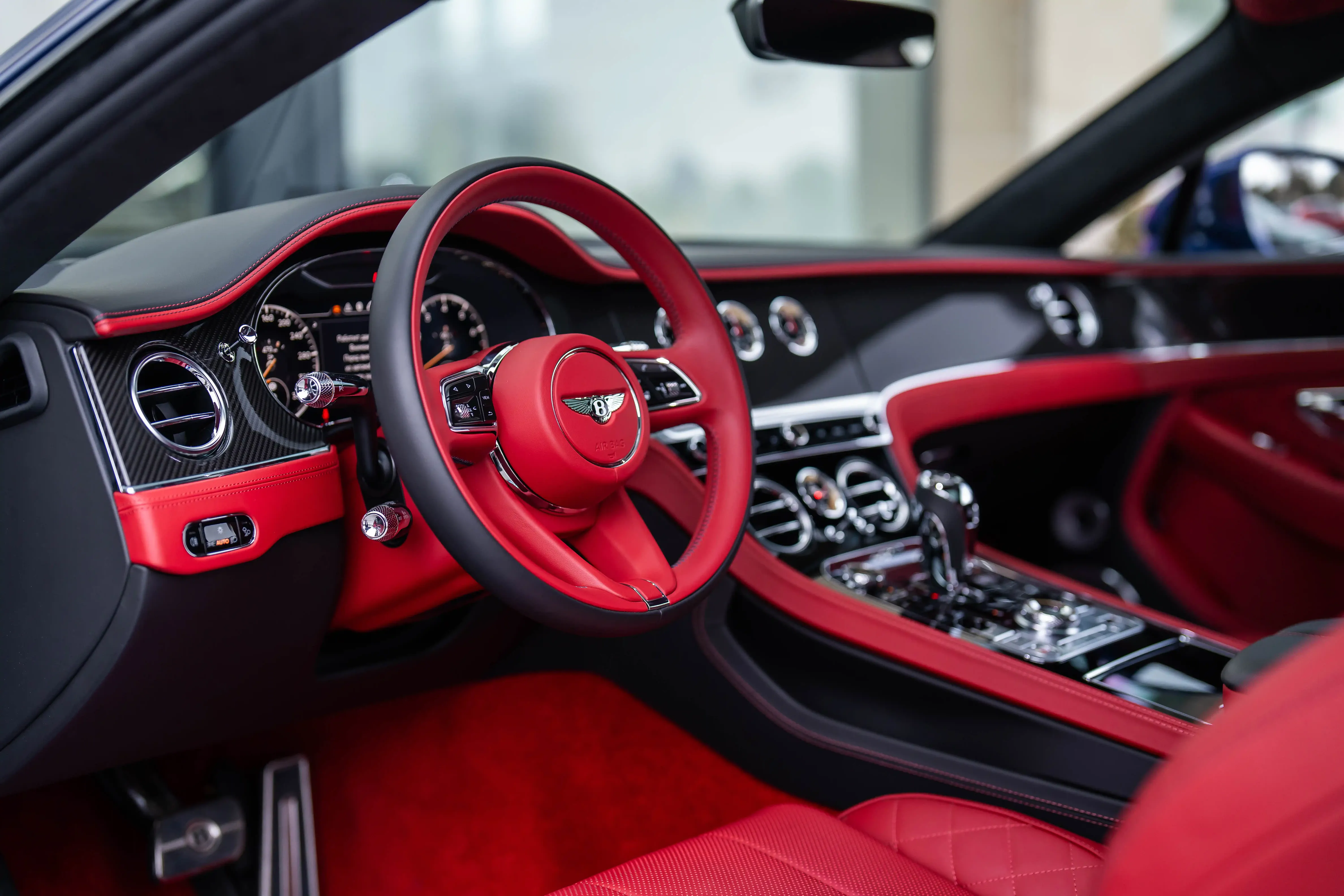 Bentley Continental, 4.0 L, 2022 год, 4 100 km, Баку - Цена: 259 000 $ - Tunel.az