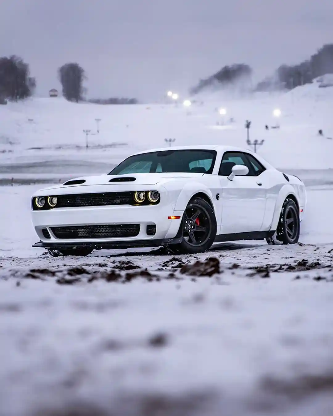 Dodge Challenger #SRT
Gücünü göstərə biləcək və sizi heyran qoyacaq!
Rəsmi nümayəndə “Avtolüks Azərbaycan” şirkəti.
🌐 Ətraflı məlumat: BİODA
☎ Çağrı mərkəzi: (012) 983
📞 Satış şöbəsi: (012) 404 83 95
📱 Satış şöbəsi: (055) 444 47 00
📱 Servis mərkəzi: (055) 214 19 49
📍 Zaur Nudirəliyev 8
📍 Üzeyir Hacıbəyov 57
#Dodge #Challenger #DodgeChallenger #HellCat #DodgeAzerbaijan #AutoLux