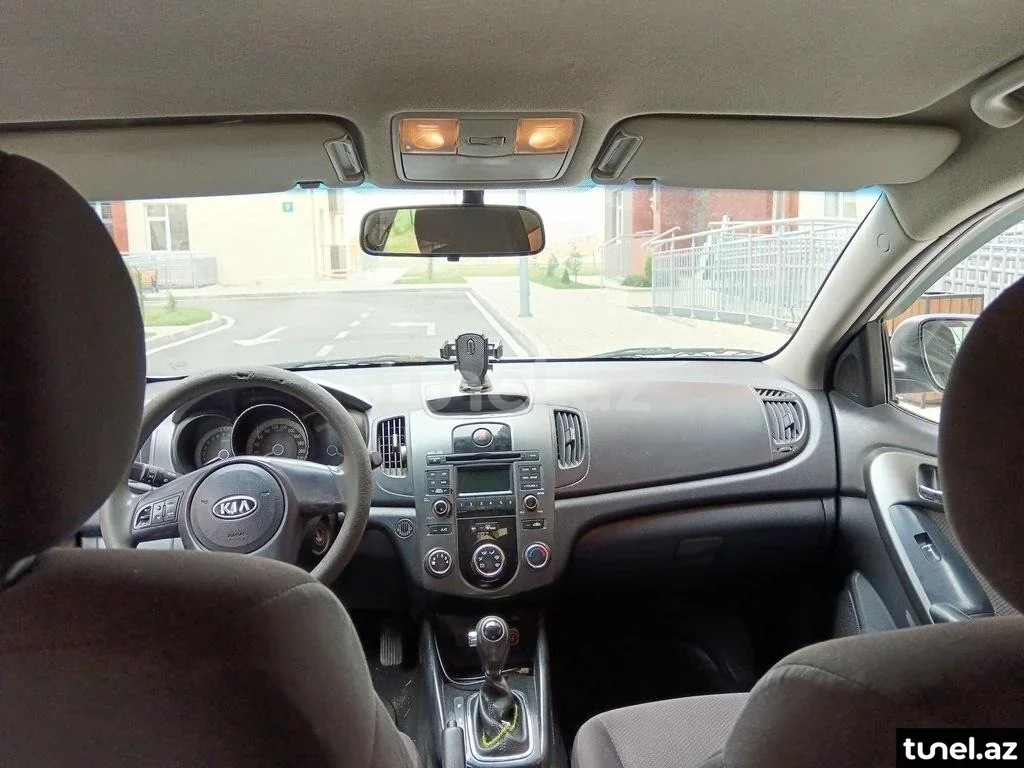 Kia Cerato 2012